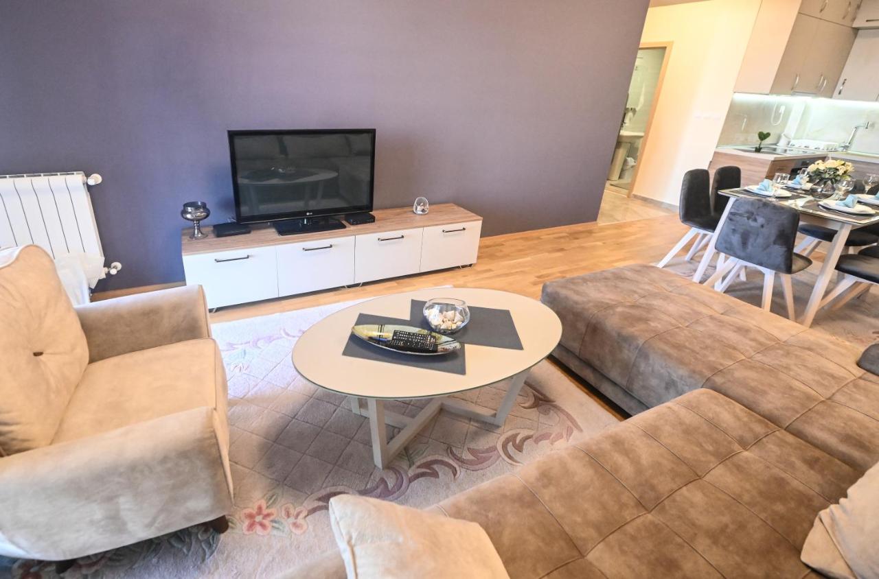 Mitreski Impeksel Luxury Self Check-In Apartment Skopje Exteriér fotografie